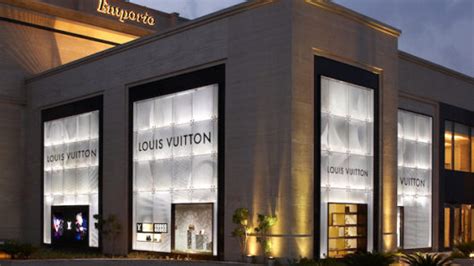 louis vuitton delhi airport|louis vuitton new delhi location.